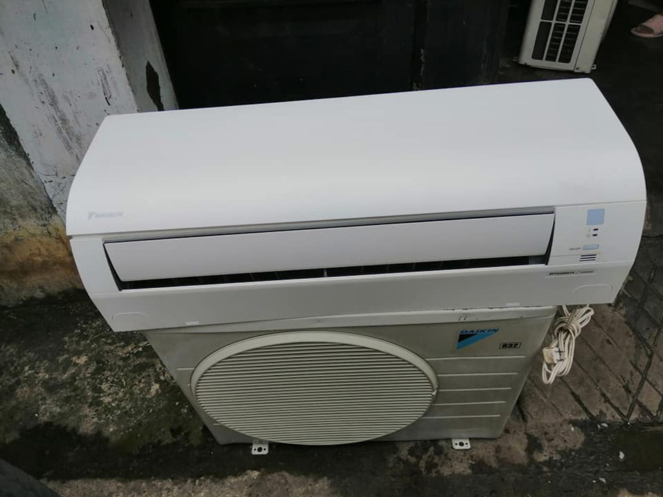 Máy lạnh Daikin cũ inverter nội địa Nhật 1.5 HP
